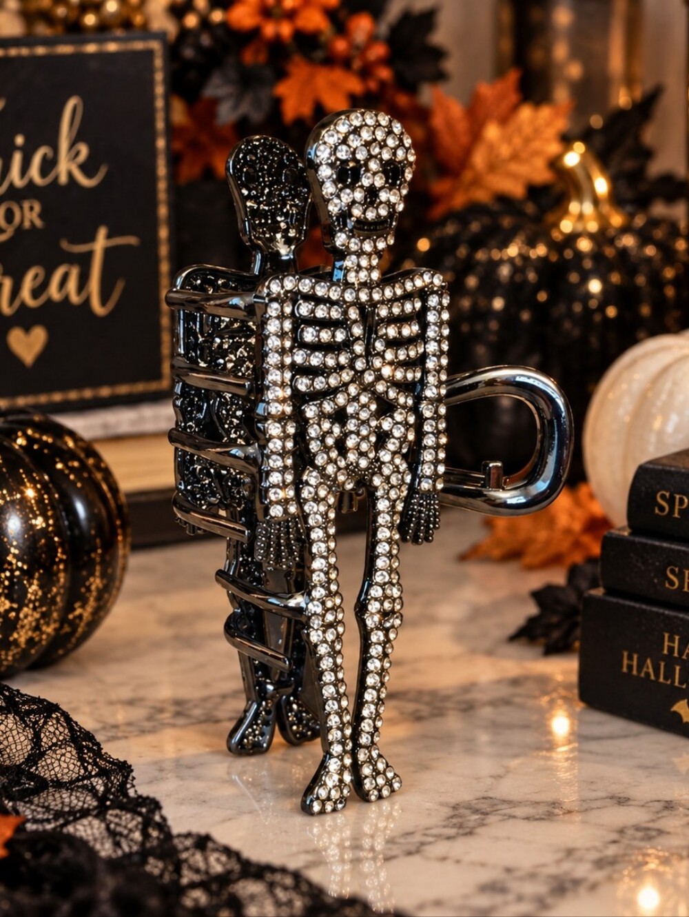 TJ Maxx Rhinestone Skeleton Claw Clip NWOT - Picture 5 of 5